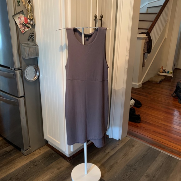 Athleta La Oalma sleeveless shift. Worn a few times - Picture 2 of 5